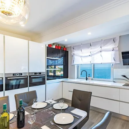 펜션 Awesome In Blato (Korcula)